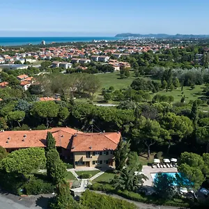 Apartmanhotel Residenze Al Colle Dei Pini ***