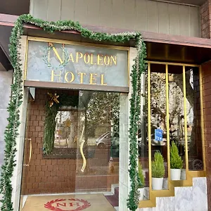 Hotell Napoleon ***